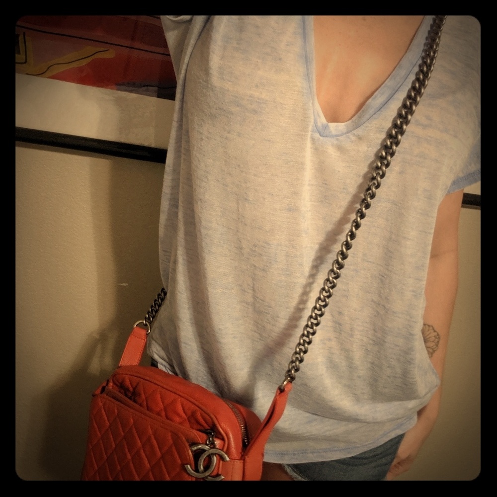 Express One Eleven Oversized V-neck Top XS/TP